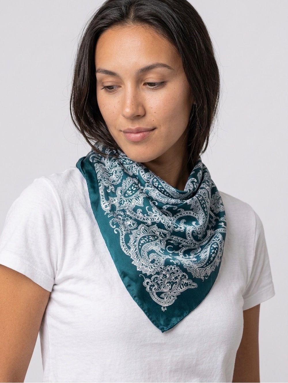 Italian neck scarf